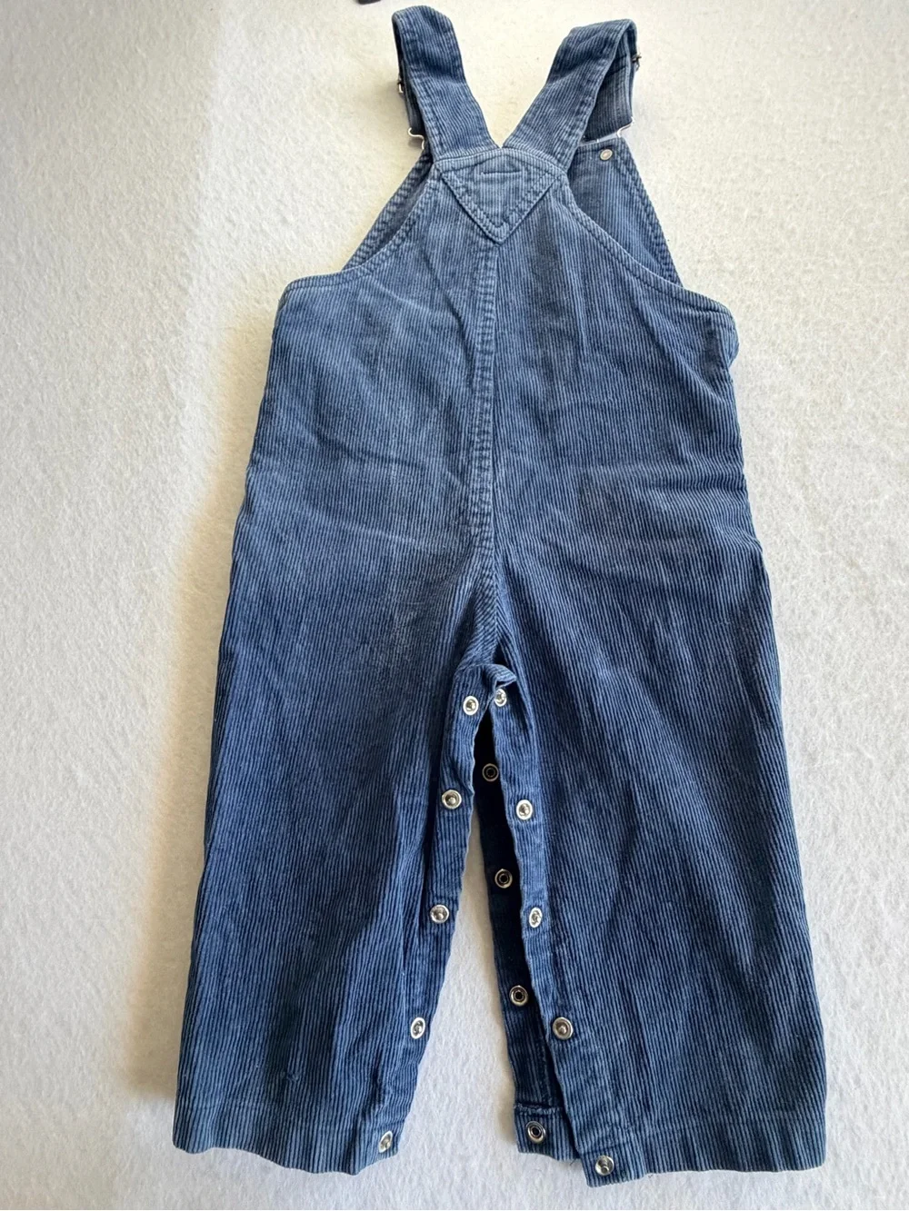 VTG  90's Y2K Disney Classic Winnie the Pooh Bear Corduroy Toddler Overalls